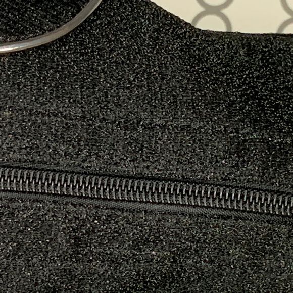 ROOM OF FASHION Metallic Mesh Booties - Picture 4 of 6